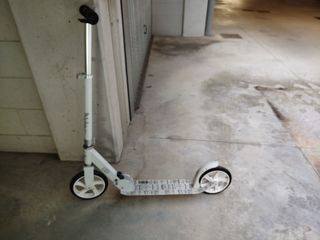 Monopattino pieghevole alluminio bianco