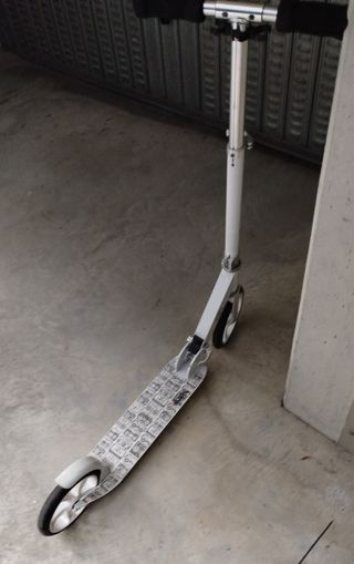 Monopattino pieghevole alluminio bianco