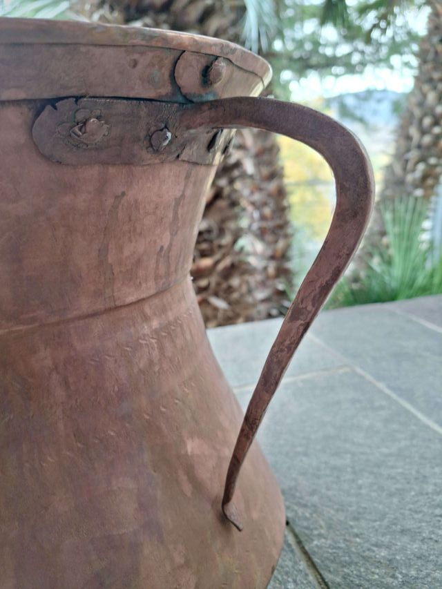 Antica conca abruzzese in rame