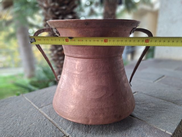 Antica conca abruzzese in rame