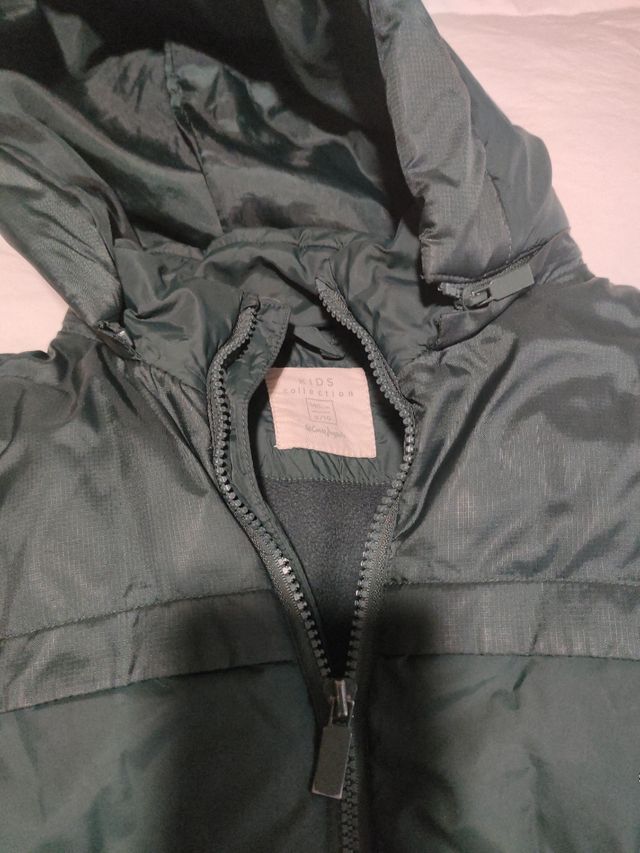 Abrigo verde oscuro talla 9-10 Kids