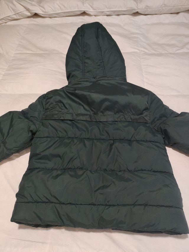 Abrigo verde oscuro talla 9-10 Kids