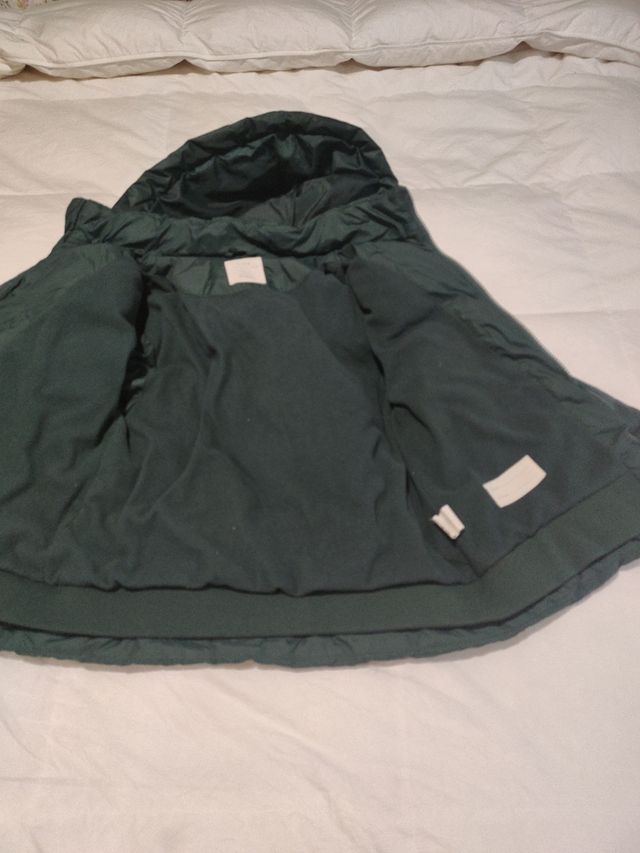 Abrigo verde oscuro talla 9-10 Kids