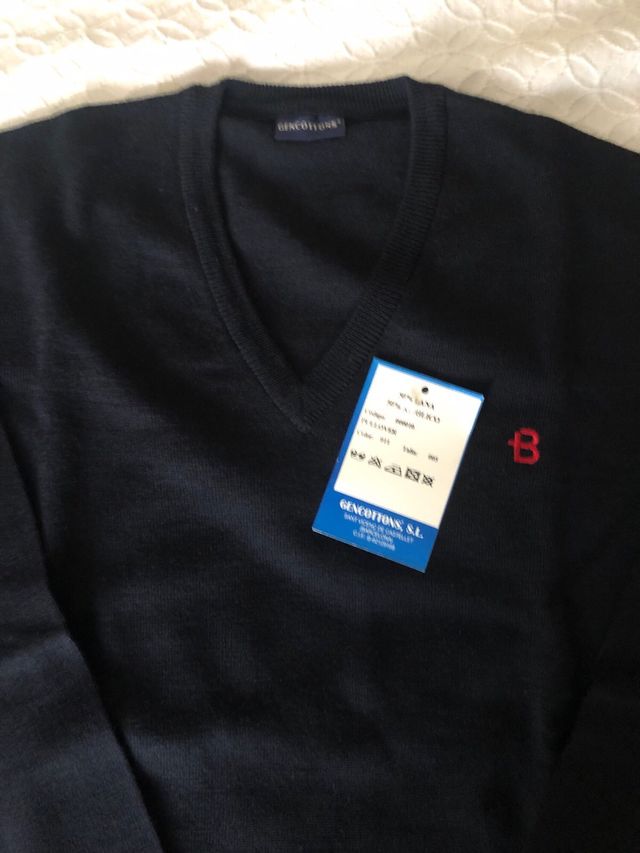 Jersey azul marino. Sin estrenar