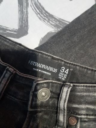 Pantalon vaquero campana