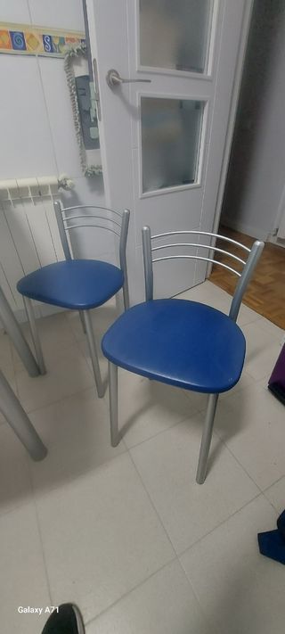 Conjunto de mesa abatible cocina y 4 sillas