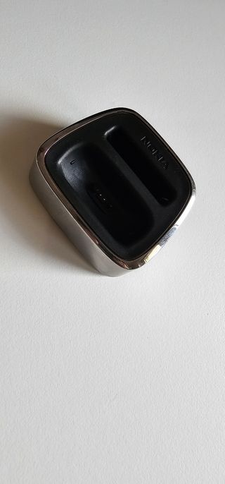 Base basetta nokia 8800