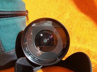 Objetivo SIGMA-filtro UV, parasol, tapas, estuche