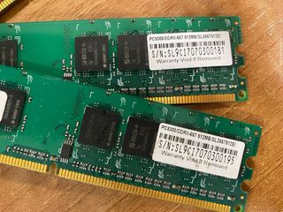 4 moduli RAM da 512MB