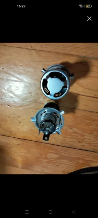 Lamparas H4 LED y genericas