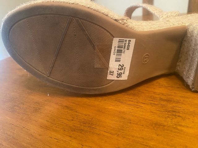 Sandalias de tacón de esparto