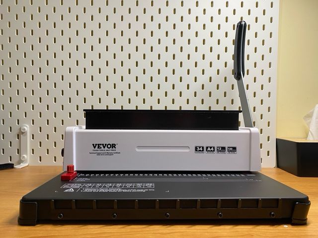 Perforadora 34 agujeros