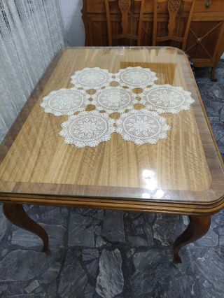 Sillas de madera tapizadas