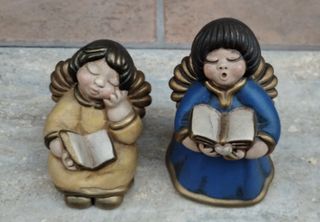 Angeli Thun con libri
