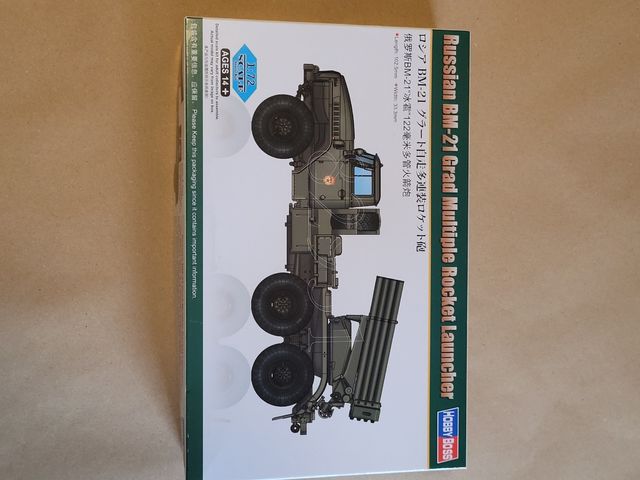 Lote 8 maquetas y 2 bustos