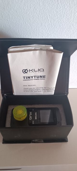 Afinador mini guitarra bajo Kliq