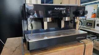 Cafetera Semi-automática Futurmat