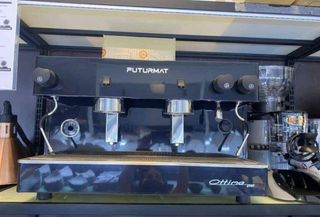 Cafetera Semi-automática Futurmat