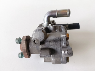 Bomba direccion Audi A3 (8l) año 1999