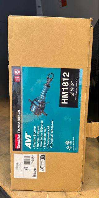 Makita electric breaker HM1812