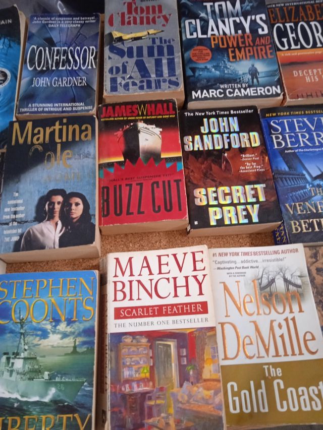 Lote 22 libros en ingles  1 euro unidad todos 20