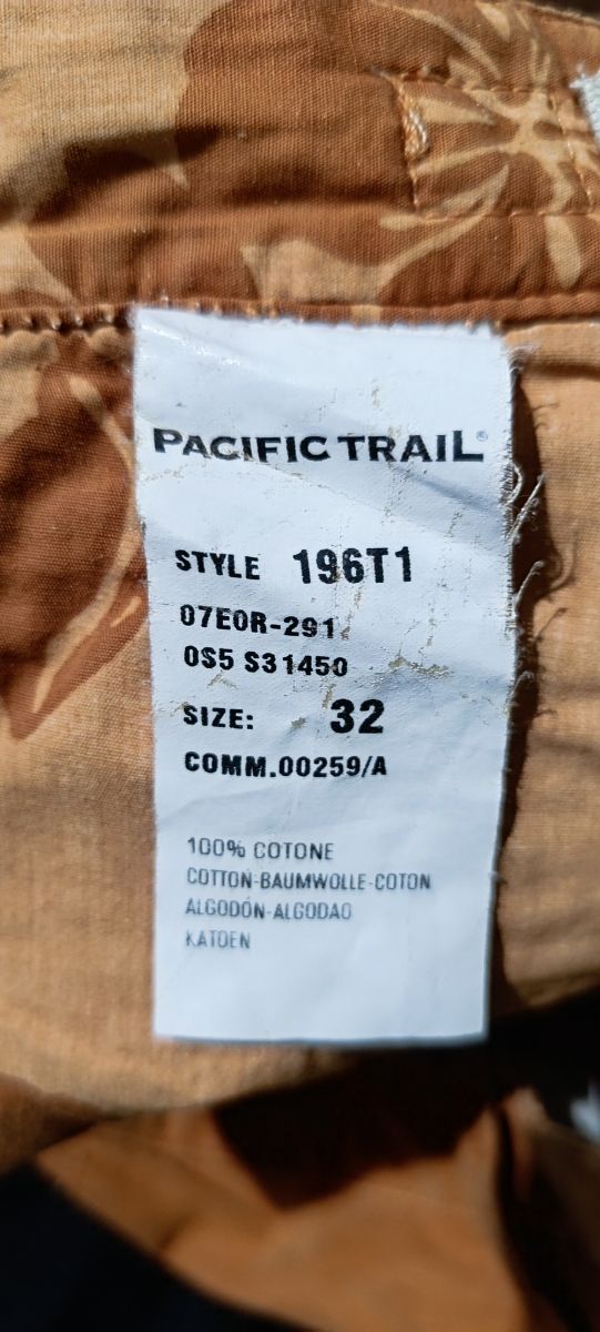 Bermuda uomo arancio mattone