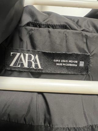 Plumas Zara Negro Talla S