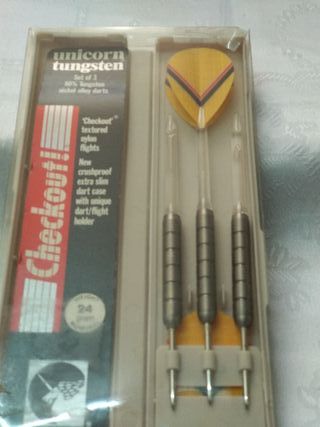 Juego de Dardos de Tusteno con punta de Acero.
