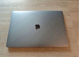 MacBook Pro16” 2019 touch bar