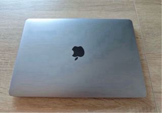 MacBook Pro 13” 2020 touch bar