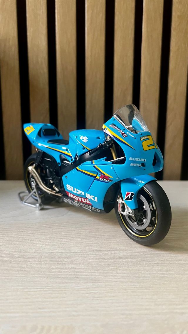 Suzuki GSXV Hopkins 1/12