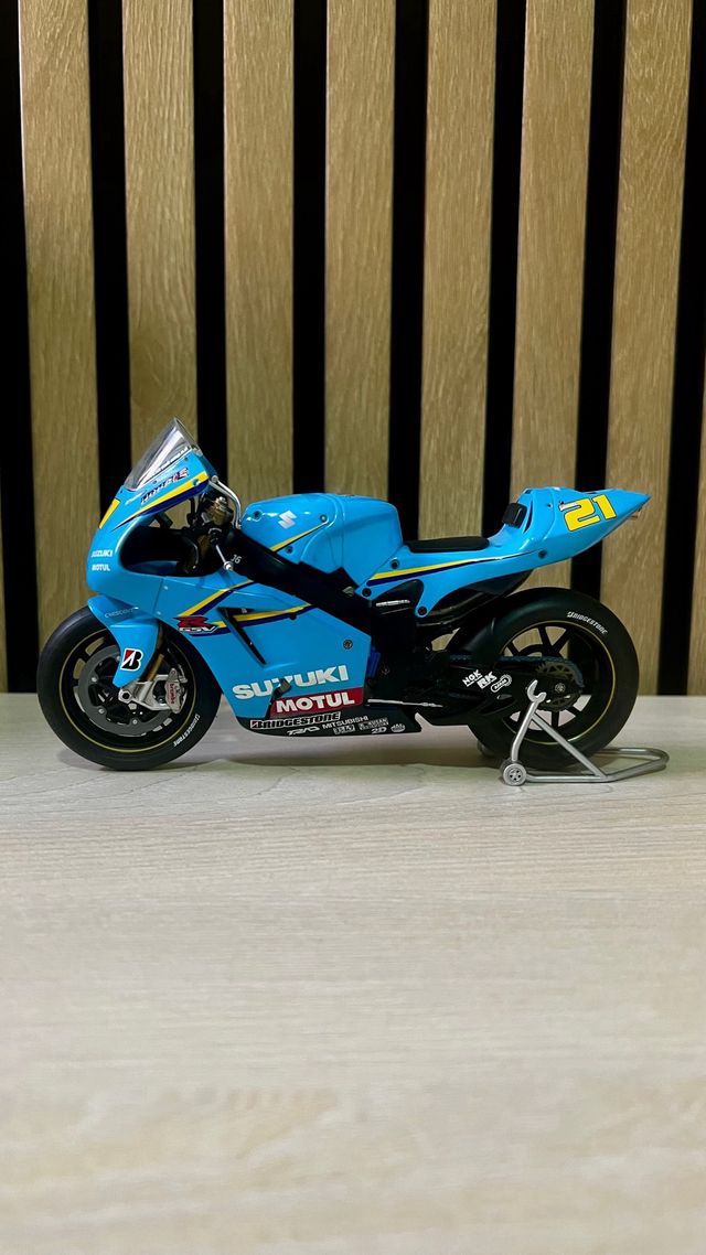 Suzuki GSXV Hopkins 1/12