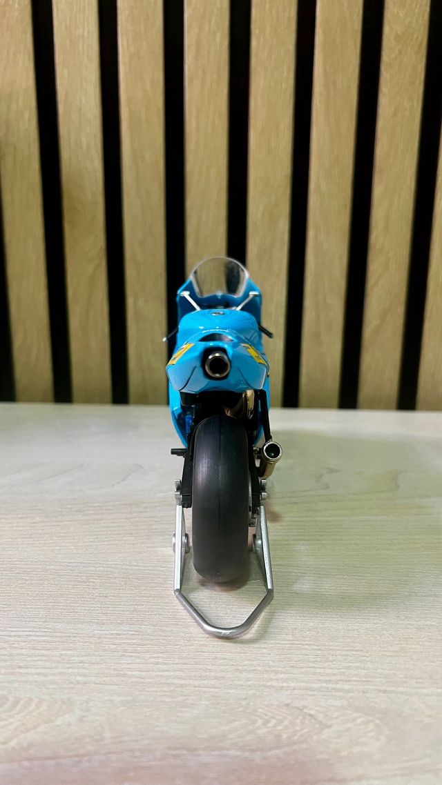 Suzuki GSXV Hopkins 1/12