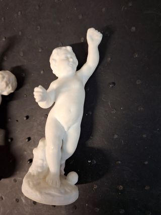 Figuras em Porcelana