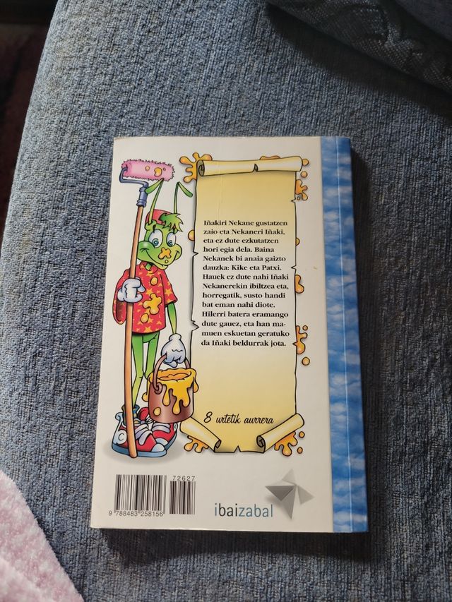 Hilerriko mamuak (Matxinsalto) (Basque Edition)