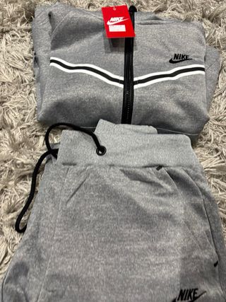 Chandal nike talla s