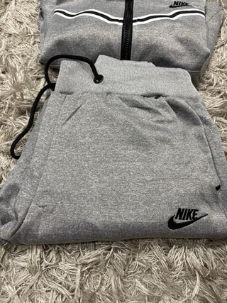 Chandal nike talla s