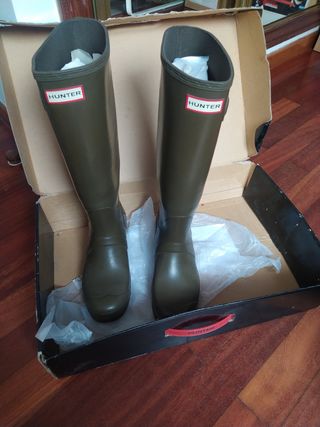 Hunter original color verde oliva.
