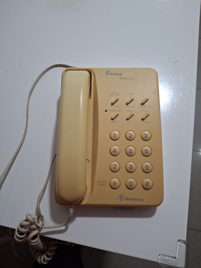 Teléfono  fijo forma