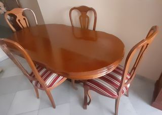 Conjunto de mesa de comedor de madera 