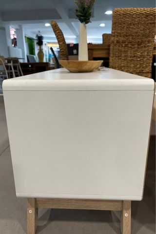 NUEVO APARADOR TV 150CM.