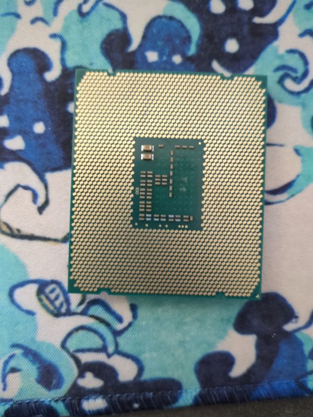 Procesador Intel i7 5820k 3,3GHz