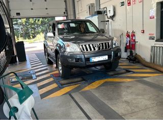 Toyota Land Cruiser 2003