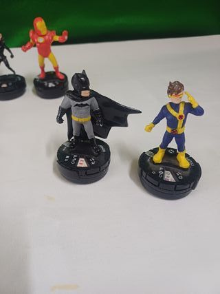 8 personaggi hero clix marvel batman capitan ameri