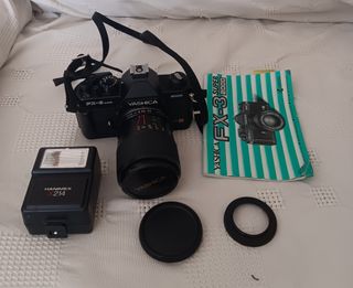 Camara de fotos Yashica Fx3 súper 2000