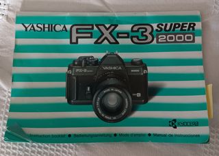 Camara de fotos Yashica Fx3 súper 2000