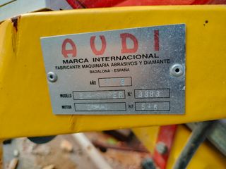 Mesa de corte piedra y cerámica