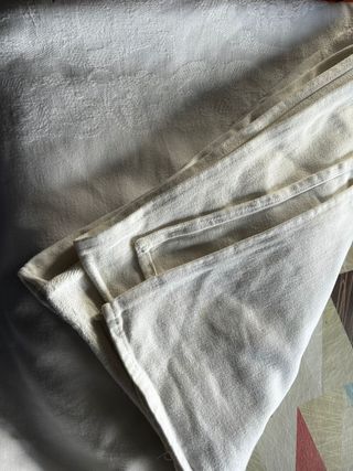 Colcha blanca 228cm x 205cm de largo por ancho