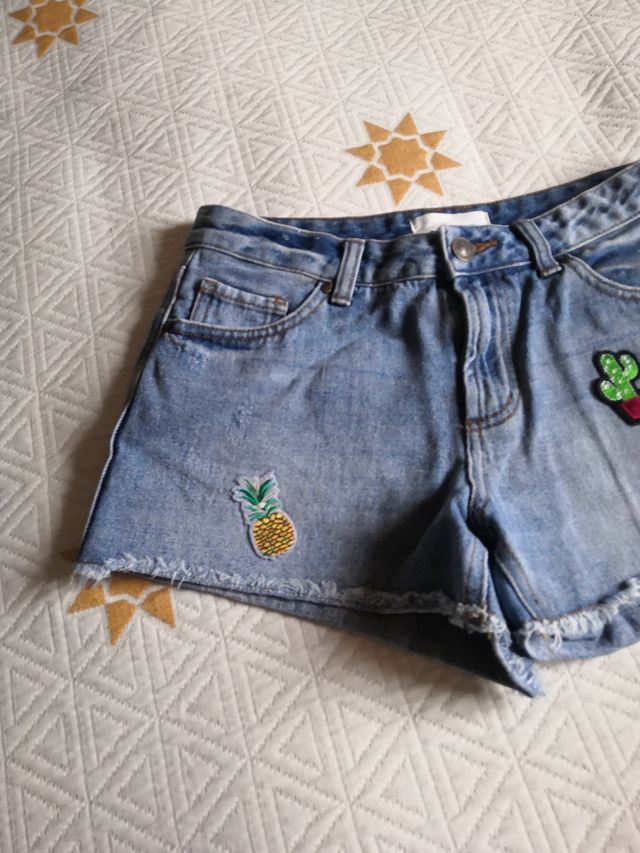 Pantalón vaquero corto