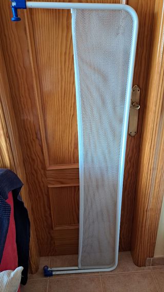 Barandilla seguridad cama